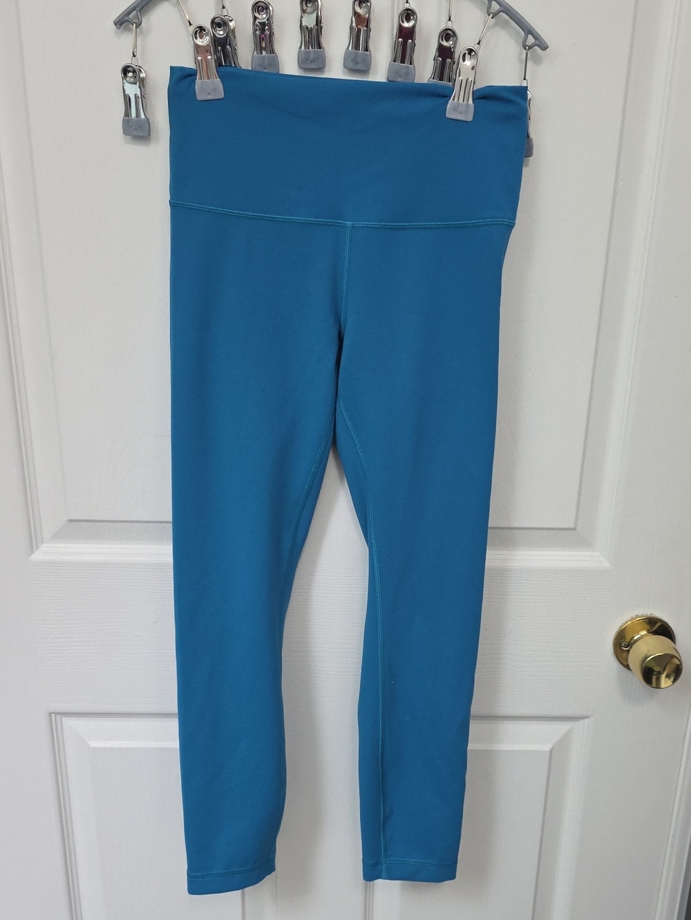 Women's Capri Lululemon Teal Pull-On Active Leggings